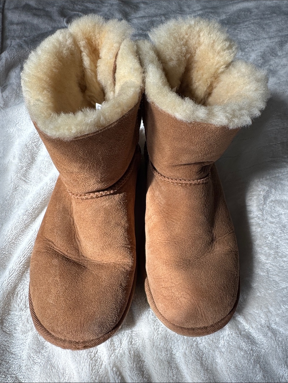 UGG Kids Chestnut Brown Suede Shearling-Lined Boots